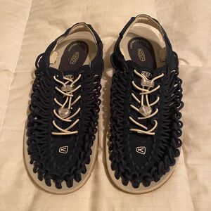 Women’s Keen Sandals NWOT